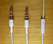 https://upload.wikimedia.org/wikipedia/commons/thumb/7/7d/IPod_and_iPhone_audio_plugs.JPG/220px-IPod_and_iPhone_audio_plugs.JPG